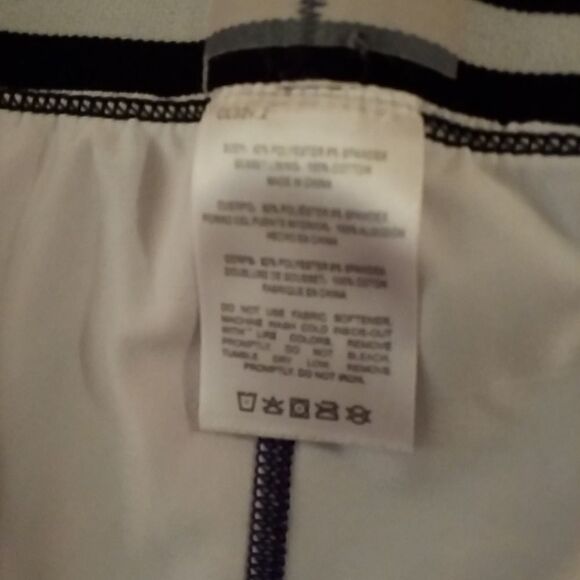 Soffe Booty Shorts and Tank - Picture 5 of 5